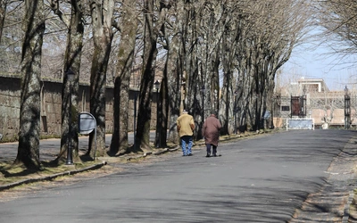 Neurolog w Światowym Dniu Choroby Parkinsona: chorych będzie coraz więcej