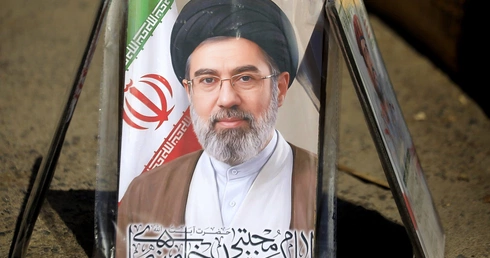 Reuters: Modżtaba Chamenei doznał obrażeń twarzy i nóg, ale jest sprawny umysłowo