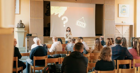 Nie lider, lecz gospodarz