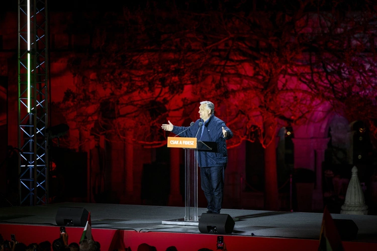 Orban uznał porażkę Fideszu i pogratulował Magyarowi zwycięstwa w wyborach