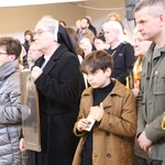 Płock. Niedziela Miłosierdzia w sanktuarium cz. I