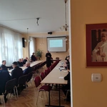 Jak tworzyć relacje z wiernymi?