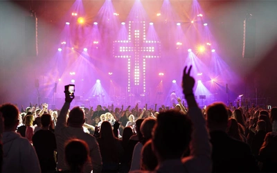 Koncert uwielbienia "On Mocą" zgromadził tłumy