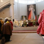 Płock. Niedziela Miłosierdzia w sanktuarium cz. II