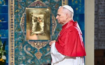 Nie przeciwnik polityczny, lecz Następca Piotra. Świat potępia niedopuszczalne słowa Trumpa o papieżu Leonie XIV