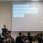Tarnów. Rozpoczęcie kursu na nadzwyczajnych szafarzy Komunii św.