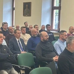 Tarnów. Rozpoczęcie kursu na nadzwyczajnych szafarzy Komunii św.