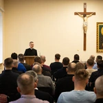 Tarnów. Rozpoczęcie kursu na nadzwyczajnych szafarzy Komunii św.