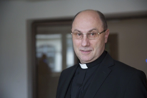 Prymas Polski: W pełni utożsamiam się z wołaniem papieża Leona o pokój