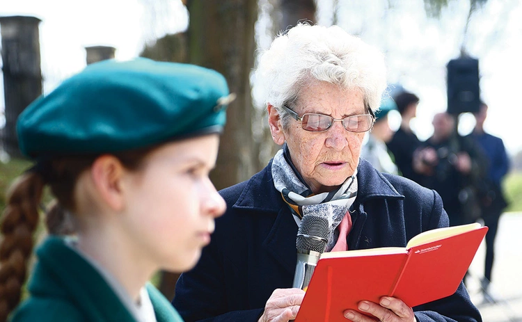  Zofia Mossoń jest jedną z osób, która w Pilźnie pilnuje historycznej ciągłości.