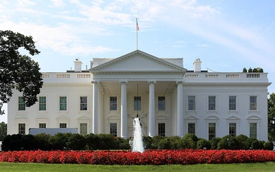 Watykanista: Trump ignoruje zasady dyplomacji, co potęguje spór z papieżem