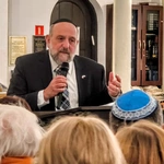 Abp Adrian Galbas w synagodze Nożyków