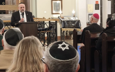 Abp Adrian Galbas w synagodze Nożyków