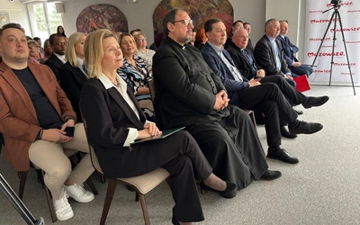 Sympozjum o ziemi szydłowieckiej