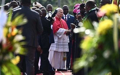 "W Nim jesteśmy jedno". Papież Leon XIV rozpoczyna wizytę w Kamerunie