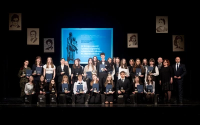 Ruda Śl. Finał XII edycji konkursu "W kręgu poezji i prozy lagrowej więźniarek KL Ravensbrück"