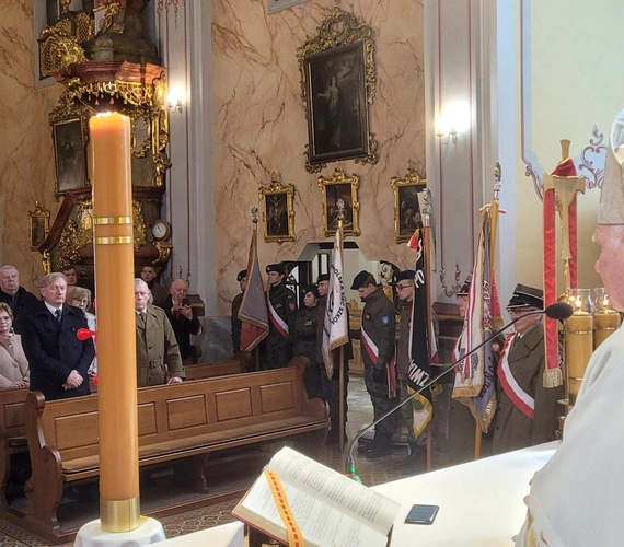 Obchody 86. rocznicy Zbrodni Katyńskiej w Świdnicy