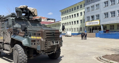 Po zamachach pod szkołą