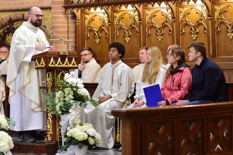 Pielgrzymka maturzystów do Gietrzwałdu