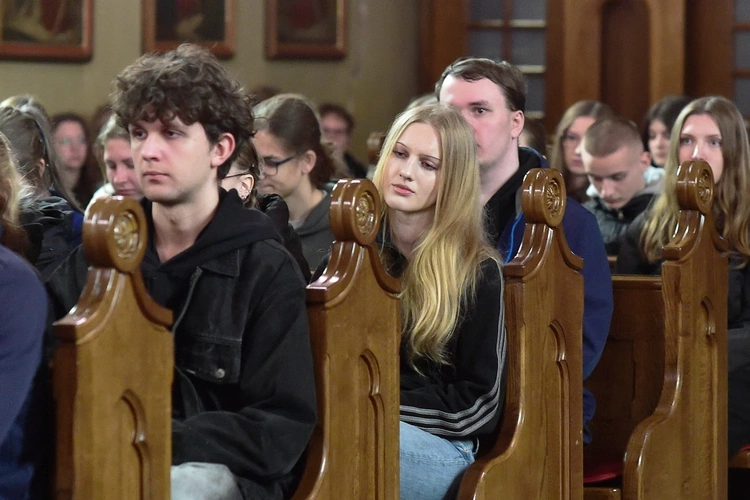 Pielgrzymka maturzystów do Gietrzwałdu