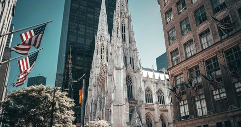 Ameryka się budzi. Coraz więcej młodych chodzi do kościoła