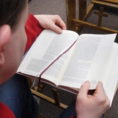 Narodowe Czytanie Pisma Świętego rozpoczyna Tydzień Biblijny. "Odważnie głosić Ewangelię Boga"