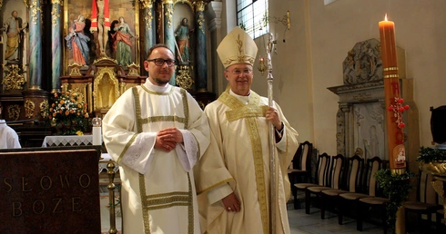 Bp Oder: Jesteś zanurzony w świecie, a jednocześnie konsekrowany dla Boga