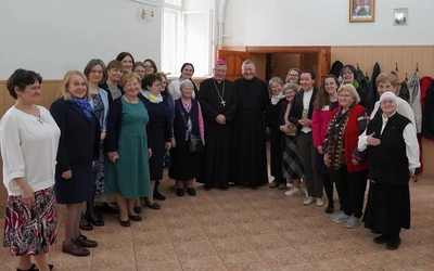 Spotkanie przedstawicielek IFŻK z abp. Józefem Kupnym. Pięknie pisać historię Kościoła
