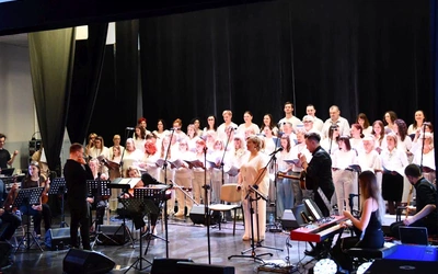 Koncert uwielbienia na zakończenie sulechowskich warsztatów liturgiczno-muzycznych