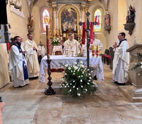 Z wizytacją w Długopolu Górnym