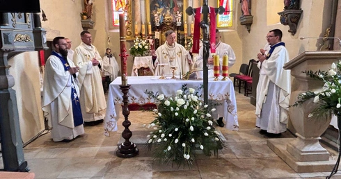 Z wizytacją w Długopolu Górnym