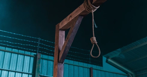 Iran: stracono mężczyznę, który miał podpalić meczet w Teheranie