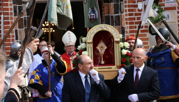 Serock. Zakorzenieni w wierze