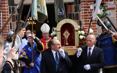 Serock. Zakorzenieni w wierze