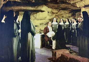 Film z 1960 roku z Jeanne Moreau w roli Matki Marii od Wcielenia i Pascale Audret jako Blanche de La Force to dzieło głęboko zakorzenione w duchowości chrześcijańskiej.