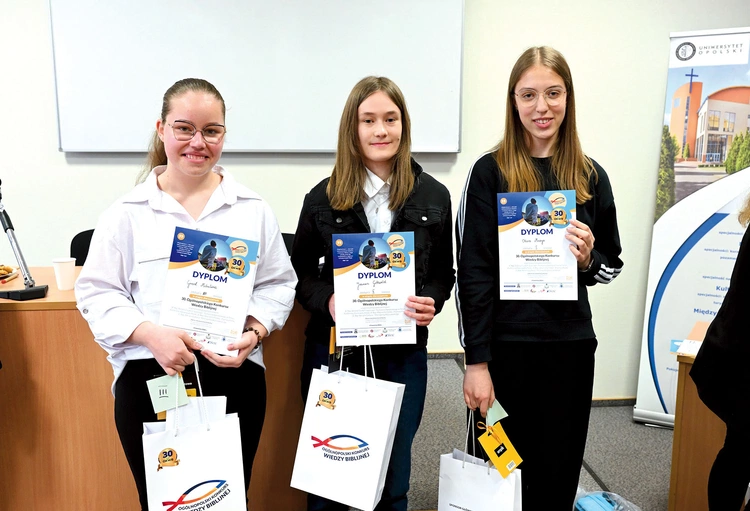 W finale, który od 10 do 12 czerwca potrwa w Warszawie, diecezję opolską reprezentować będą (od prawej): Oliwia Miozga, Joanna Gottwald i Michalina Grad. 