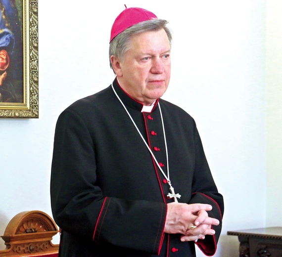 Pasterz archidiecezji wrocławskiej zachęca, by historyczną datę 966 roku odczytać głębiej.