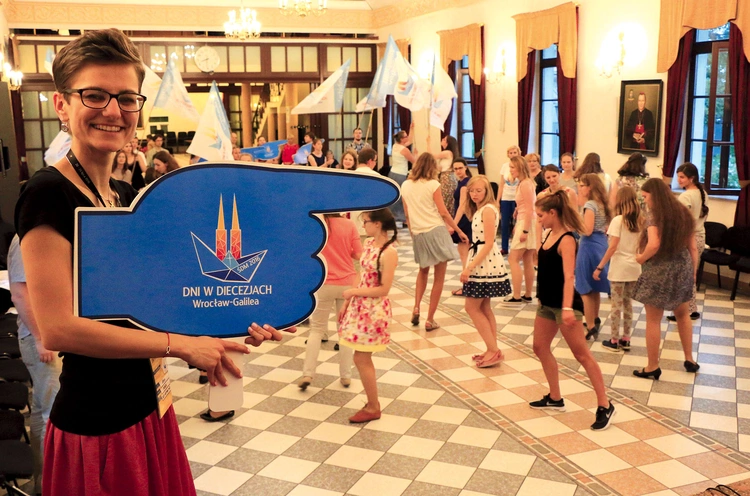 Wydarzenia organizowane przez fundację przyciągają od lat tysiące nastolatków.