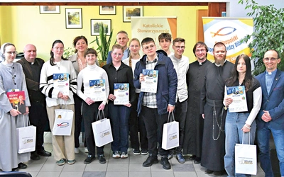 Konkurs to inicjatywa Katolickiego Stowarzyszenia „Civitas Christiana”, skierowana  do uczniów szkół ponadpodstawowych.