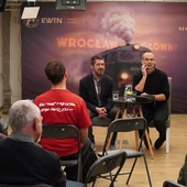 Stacja Dialog. Rozmowa o "minimalizmie serca" z bp. Maciejem Małygą