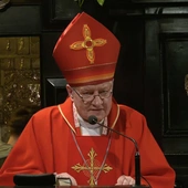 Bp Wodarczyk na Jasnej Górze do maturzystów: Maryja zna i rozumie wasze serca