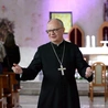 Biskup opolski prosi o gorliwą modlitwę w kościołach, domach i przy przydrożnych kapliczkach