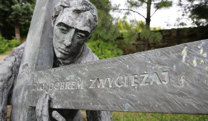 Ekspert: brak dowodów na wielodniowe tortury ks. Popiełuszki