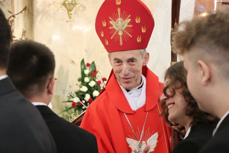 Wzrost do nieba, świadectwo i święty nastolatek