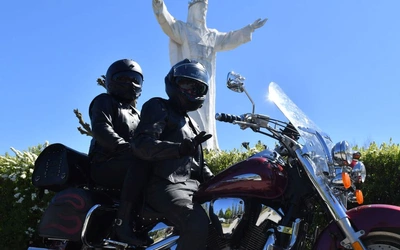 Kilkuset motocyklistów w drodze do Matki Cierpliwie Słuchającej