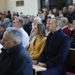 Wprowadzenie relikwii św. Jana Pawła II do parafii w Jesionce - Msza św.
