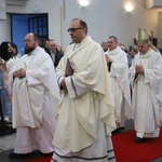 Wprowadzenie relikwii św. Jana Pawła II do parafii w Jesionce - Msza św.