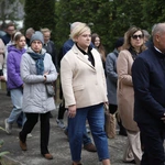 Wprowadzenie relikwii św. Jana Pawła II w Jesionce - procesja
