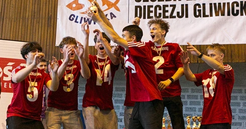 Zagrały 42 drużyny, czyli prawie 300 zawodników