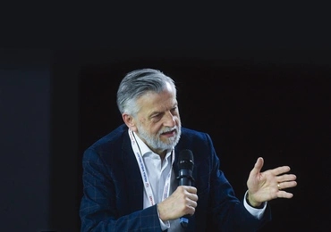 Prof. Andrzej Zybertowicz dla „Gościa”: Są oznaki, że zbliżamy się do punktu krytycznego, w którym utracimy zdolność kontroli nad AI